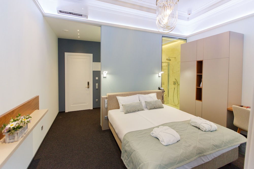 Deluxe Room photo 2