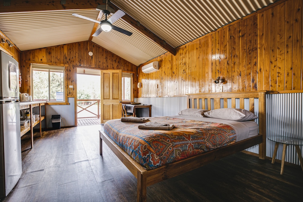 Deluxe Cabin photo 3