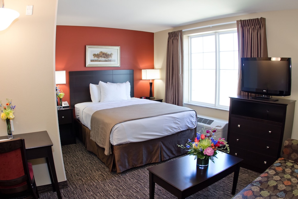 Suite, 1 Queen Bed with Sofa bed, Non Smoking photo 1