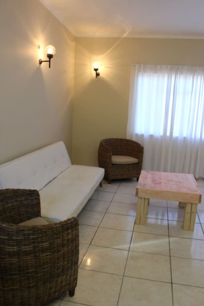 Triple Room (Hostel Accommodation 3 Pax) photo 2