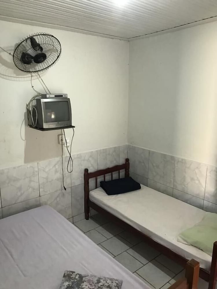 Basic Triple Room photo 1