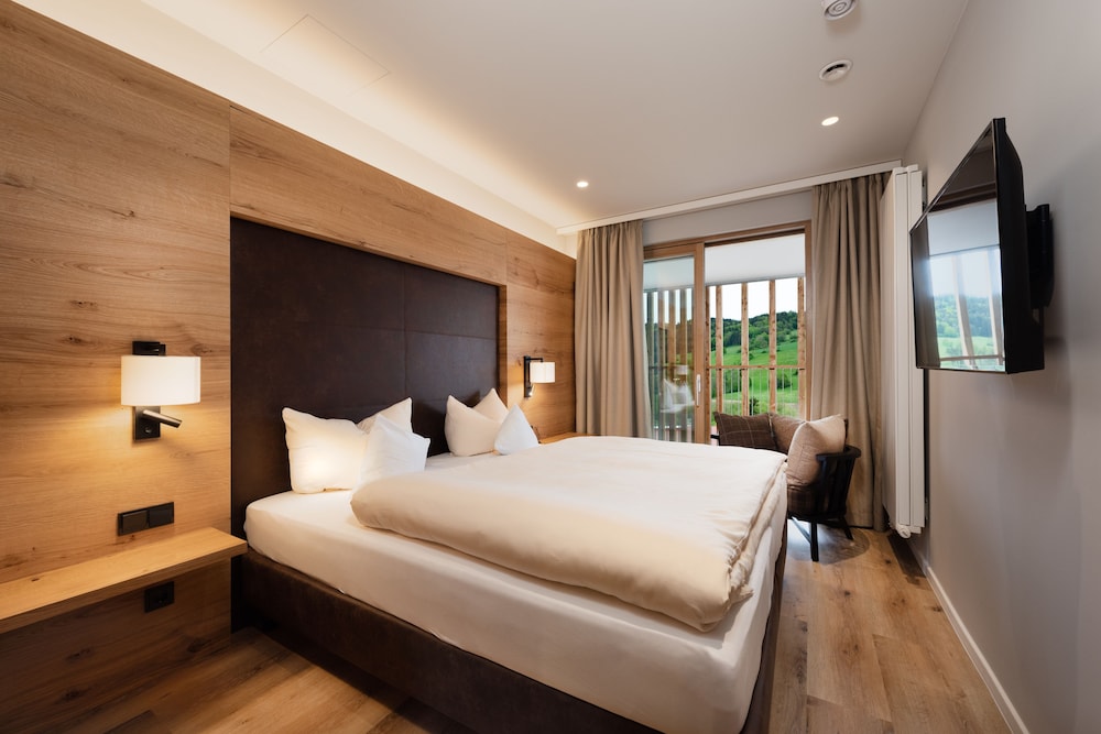 Luxury Suite photo 2