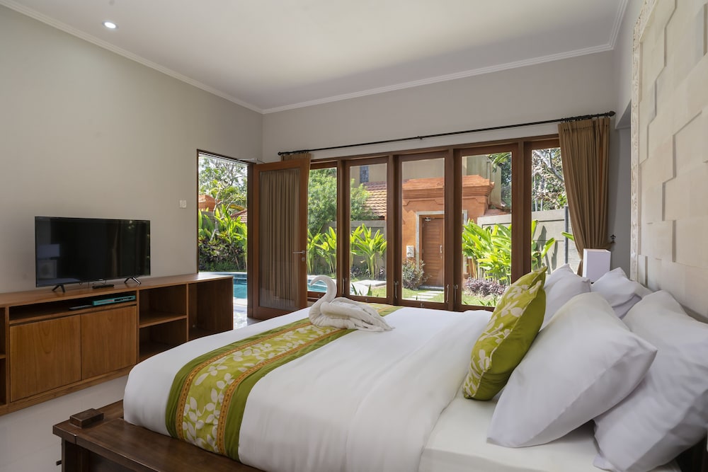 One Bedroom Pool Villa With Hot Tub photo 2