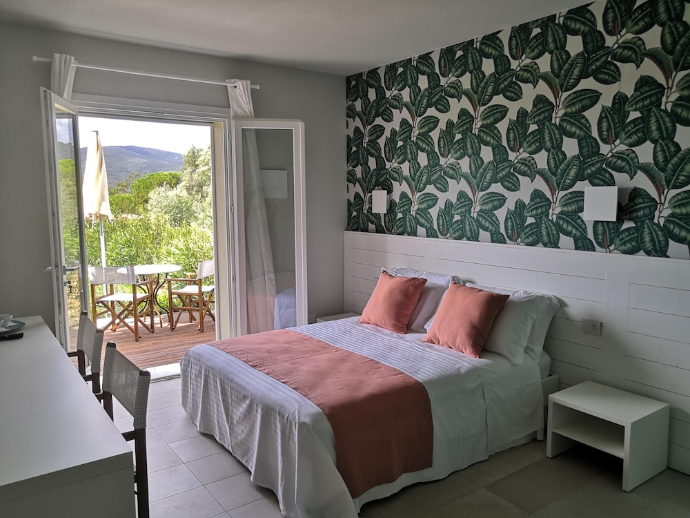 Classic Double Or Twin Room (Pianosa)