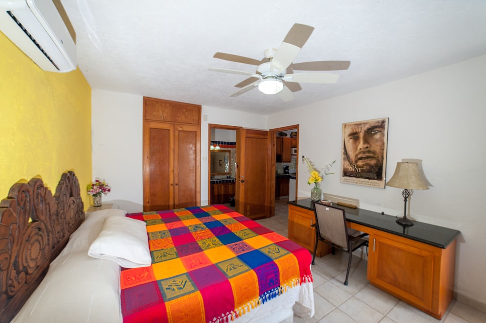 Standard Villa, 1 King Bed