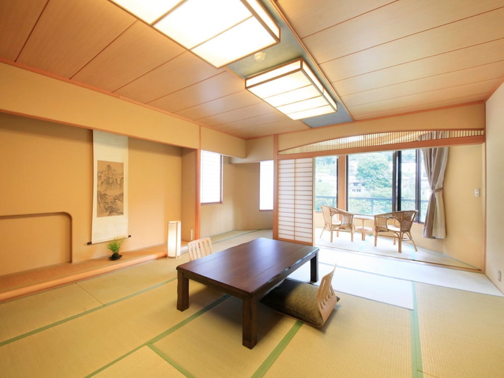 Japanese Style Room with River View photo 2