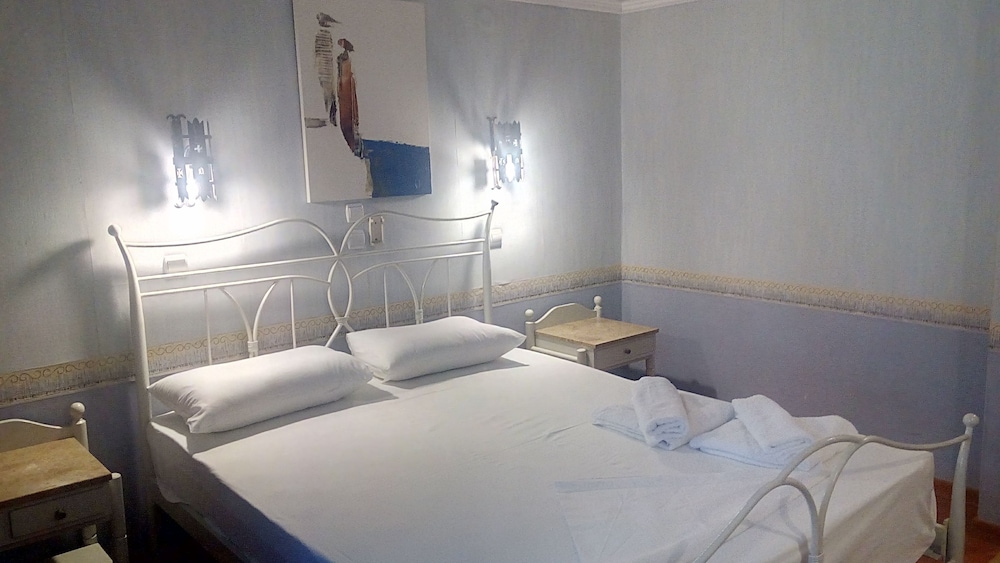 Single Room, City View