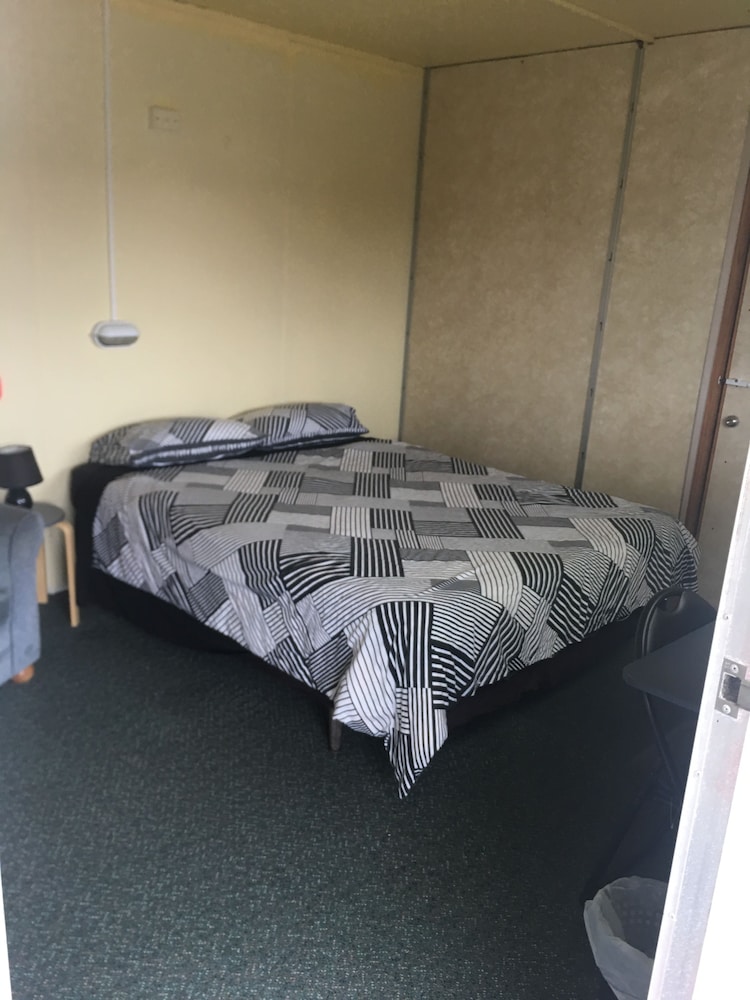 Cabin - Photo 3