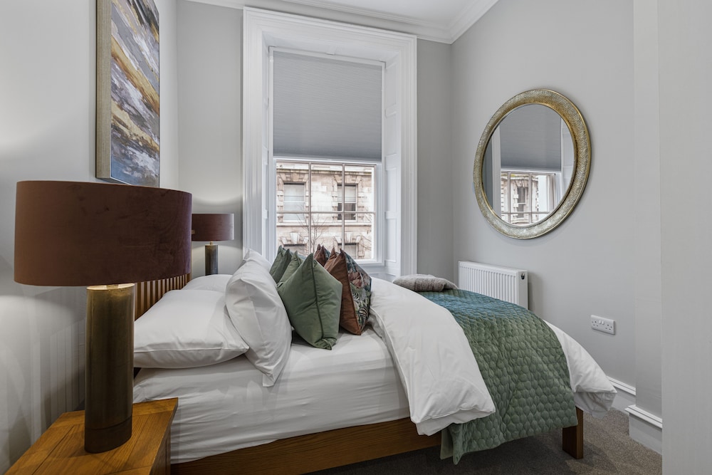 Luxury Apartment photo 3