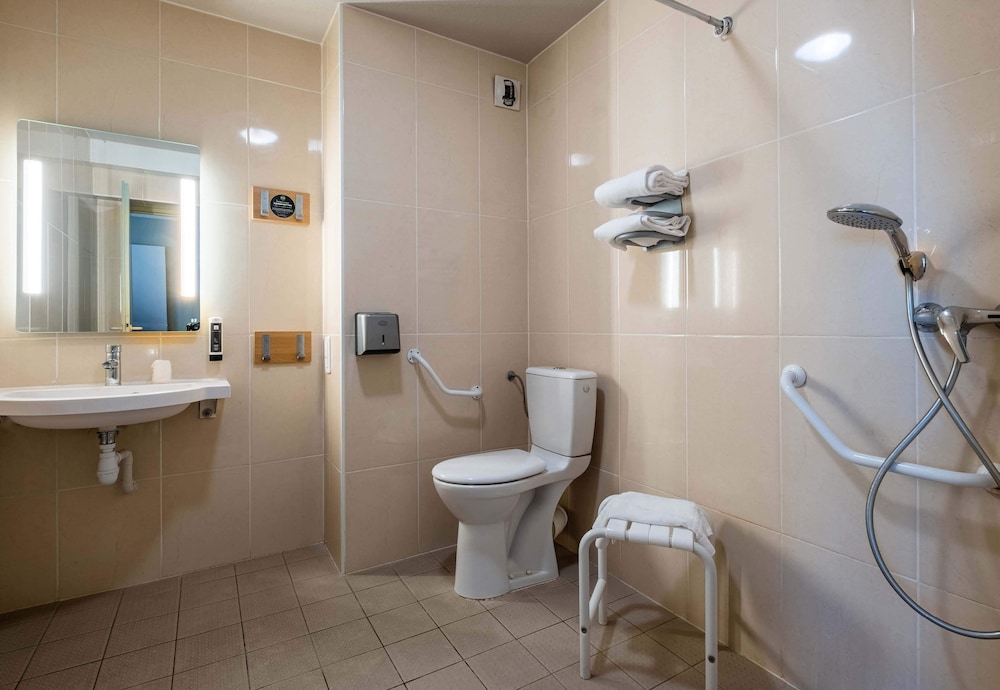 Double Room, Mobility Accessible, Non Smoking photo 3