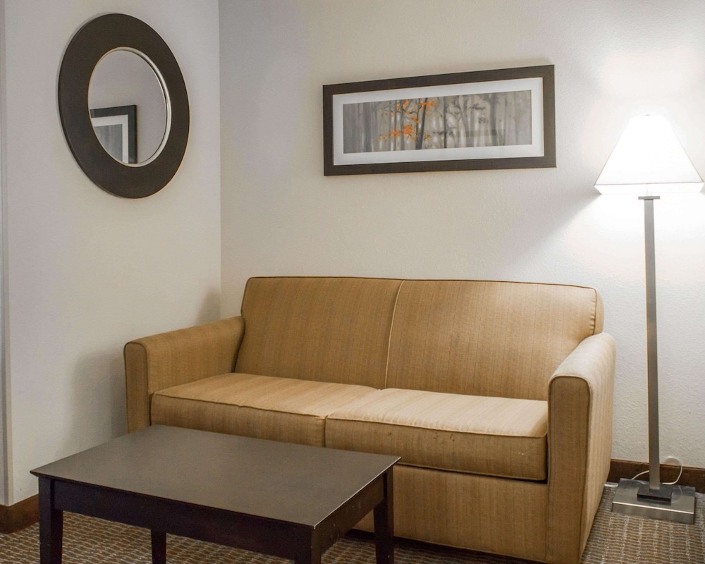 Suite, Non Smoking photo 3