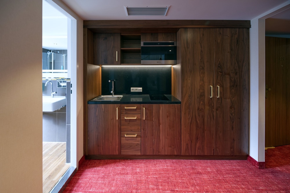 Comfort Duplex, Multiple Beds - Photo 3