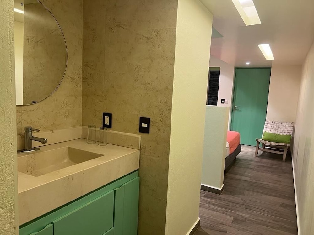 Standard Room - Photo 5