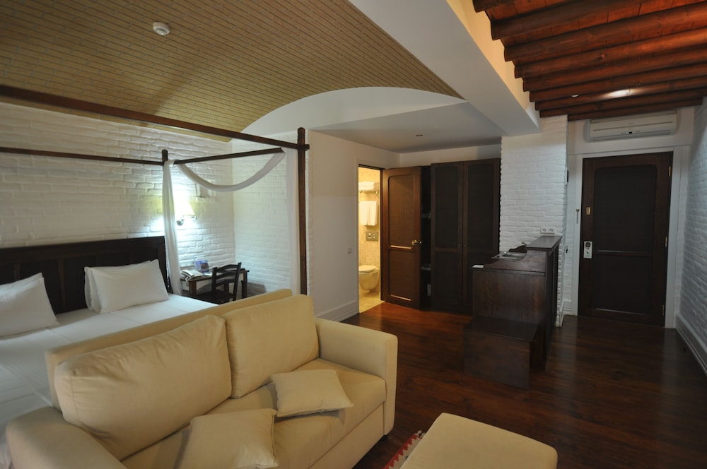 Comfort Double or Twin Room, Garden Area - Photo 4