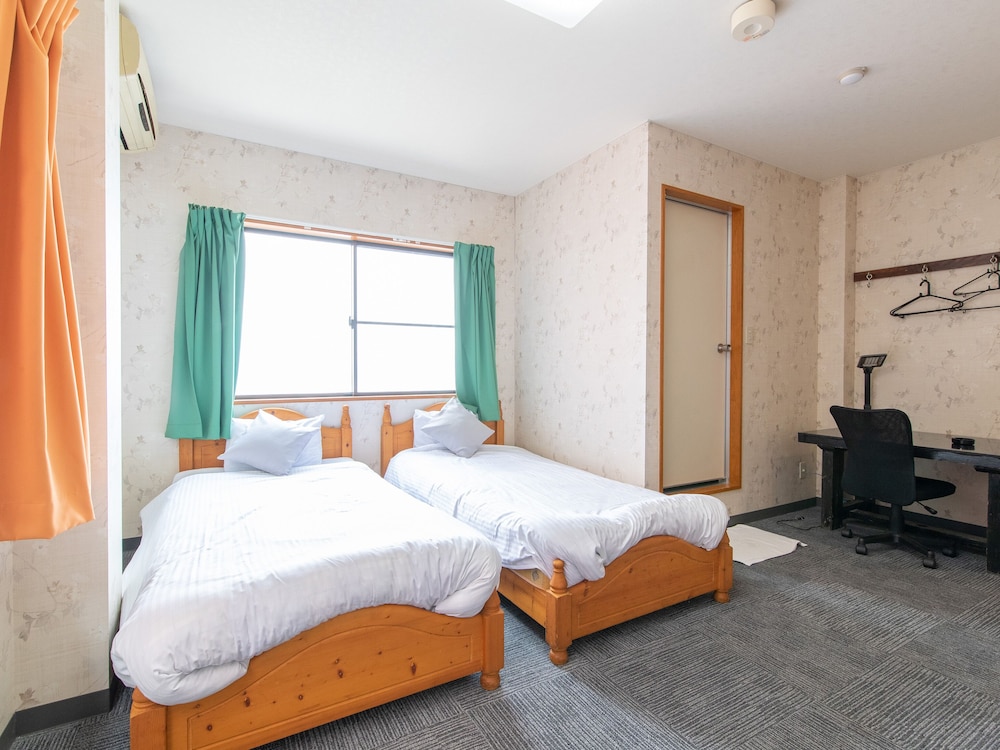 Twin Room, Non Smoking