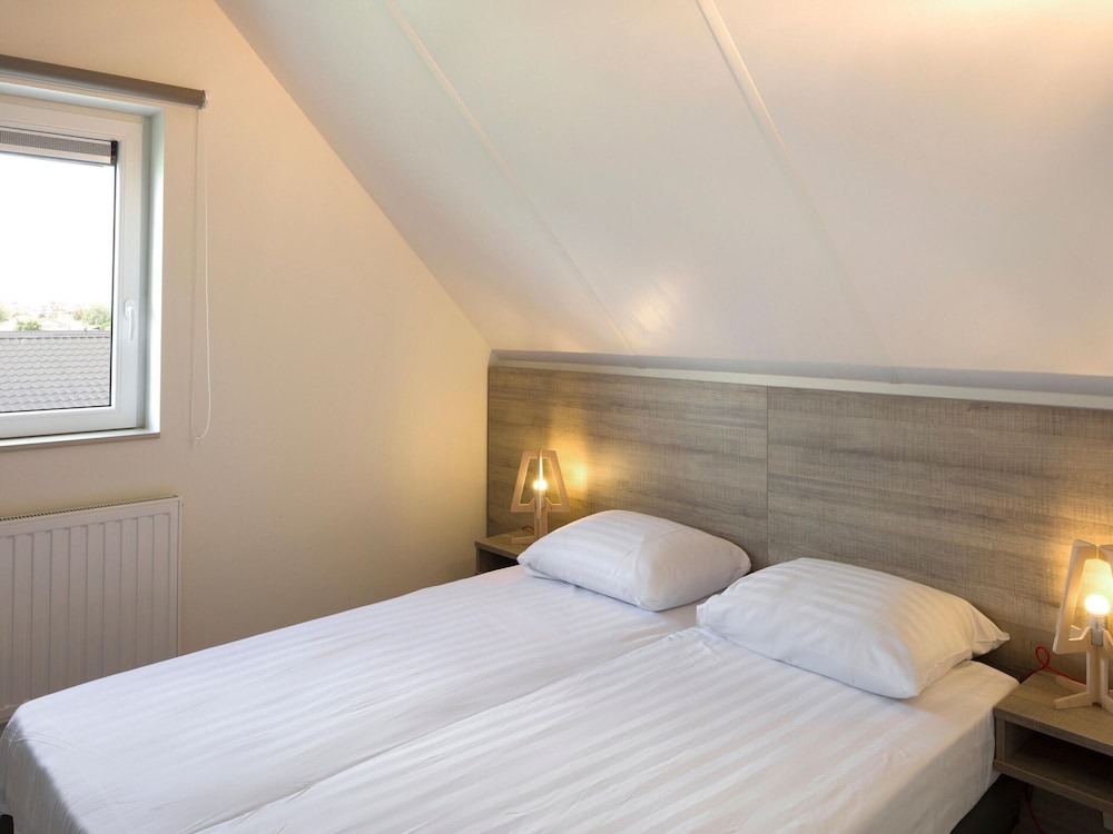 Villa photo 3