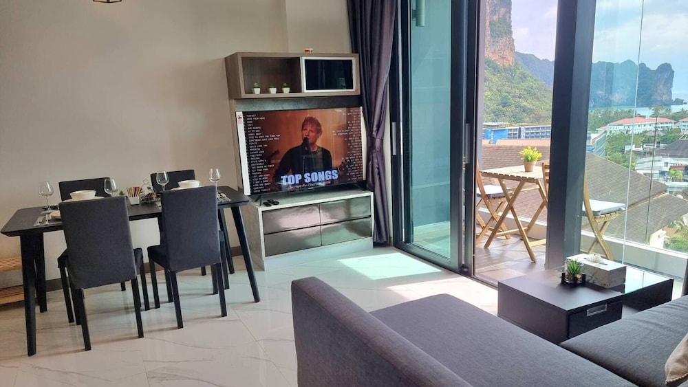 Apartment, 2 Bedrooms, Accessible, Balcony