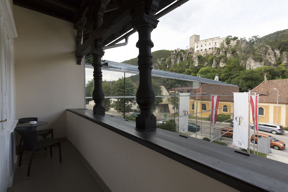Classic Double Room Single Use, Balcony, Mountain View photo 3