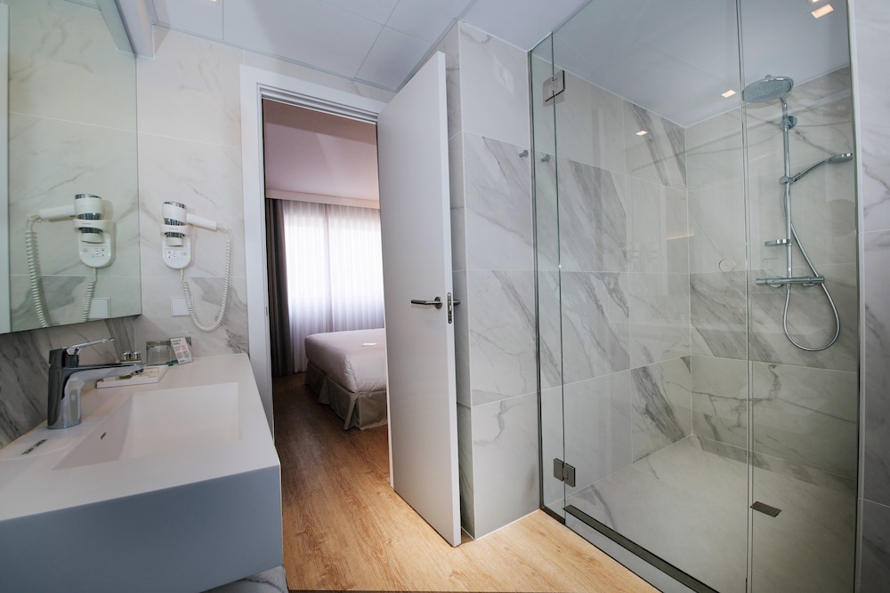 Superior Room - Photo 6