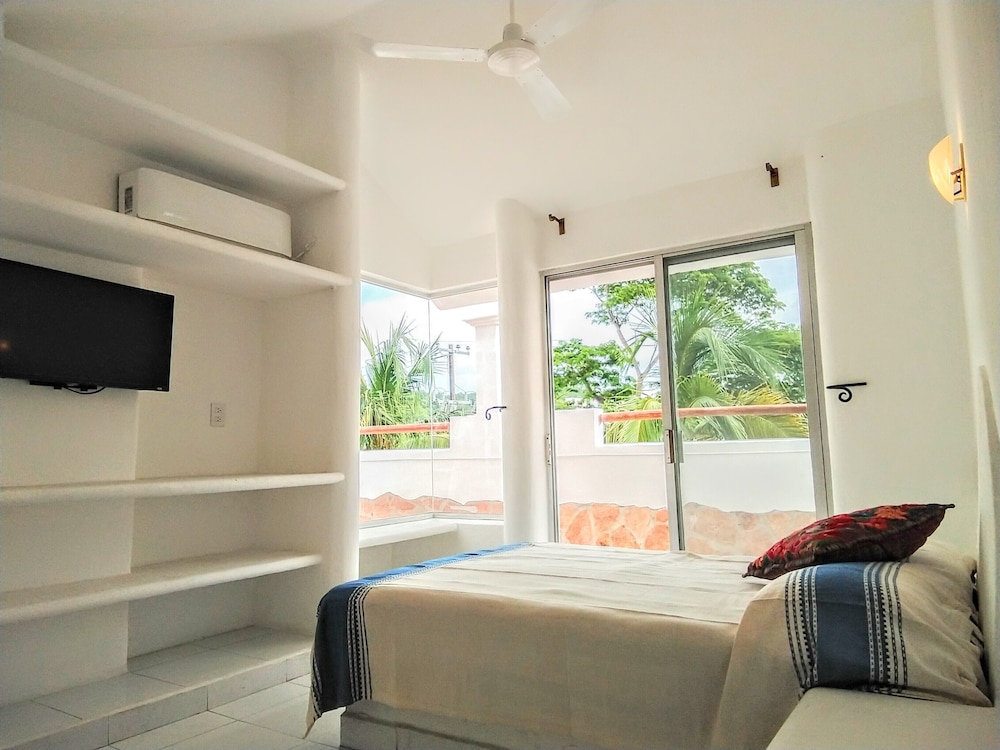 Basic Apartment, 2 Bedrooms, Terrace photo 1