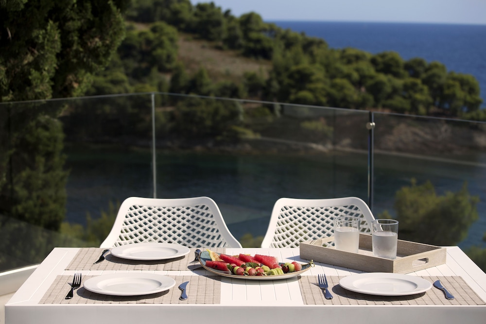 Villa, 1 Bedroom, Private Pool, Pool View (Kalyva Mare) photo 3