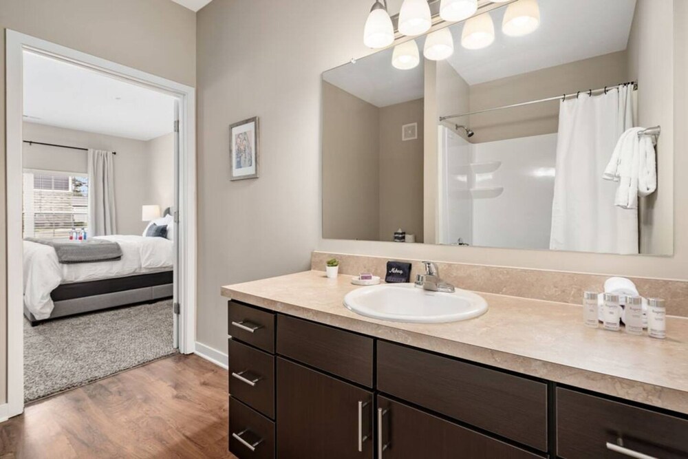 Pet-friendly 2BR On 1st Floor Parking W D, Billede 13