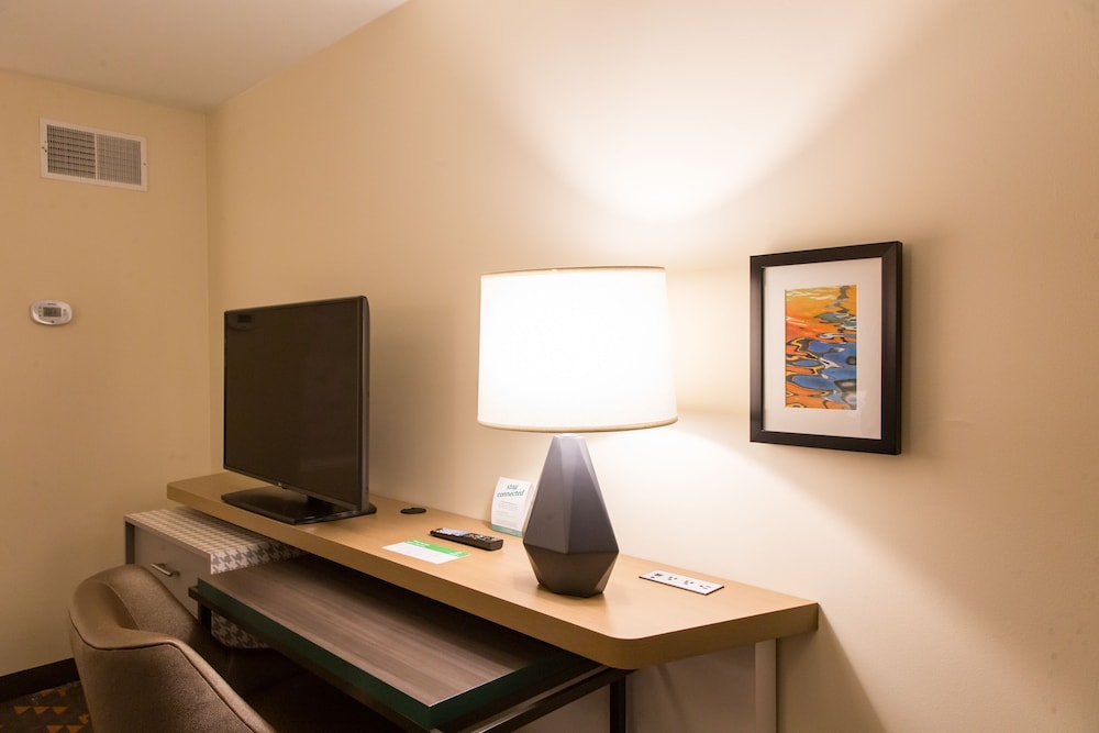 Standard Room, Multiple Beds photo 2