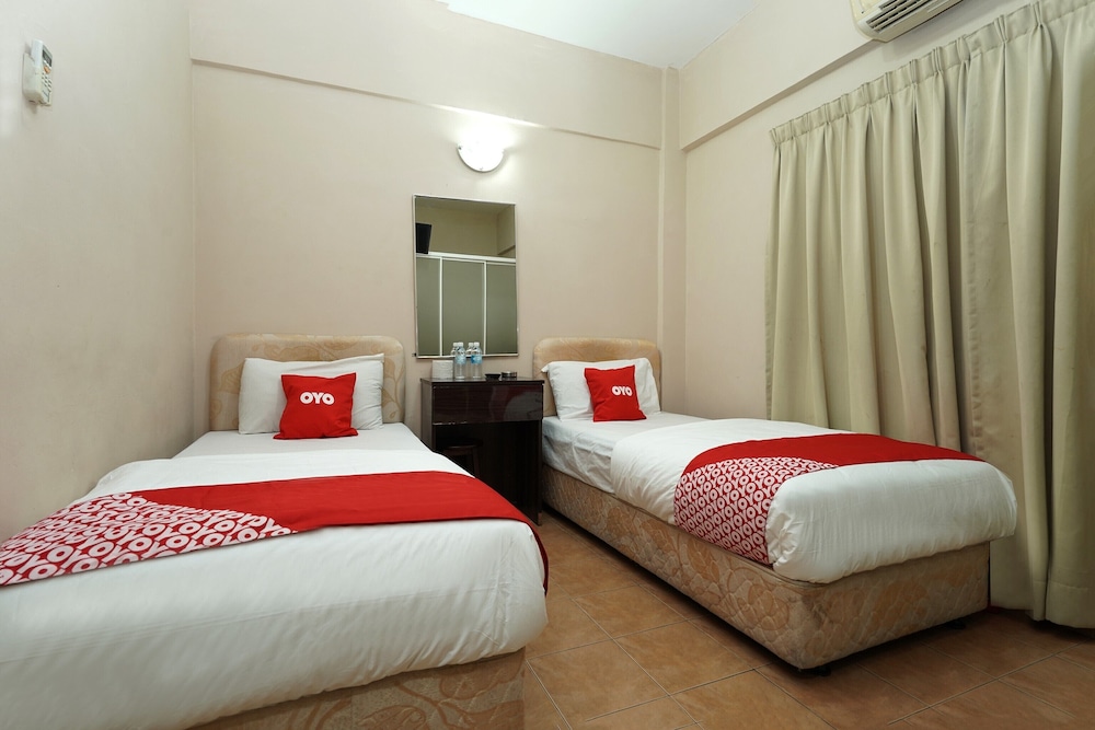 Deluxe Twin Room - Photo 1