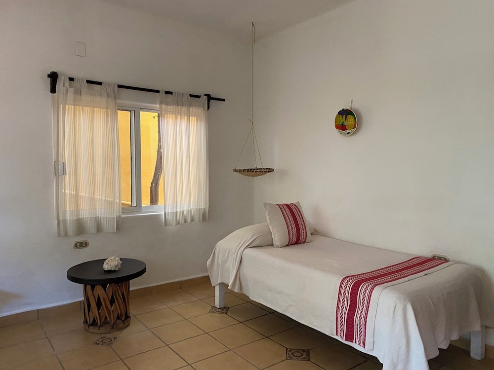 Suite - Photo 2