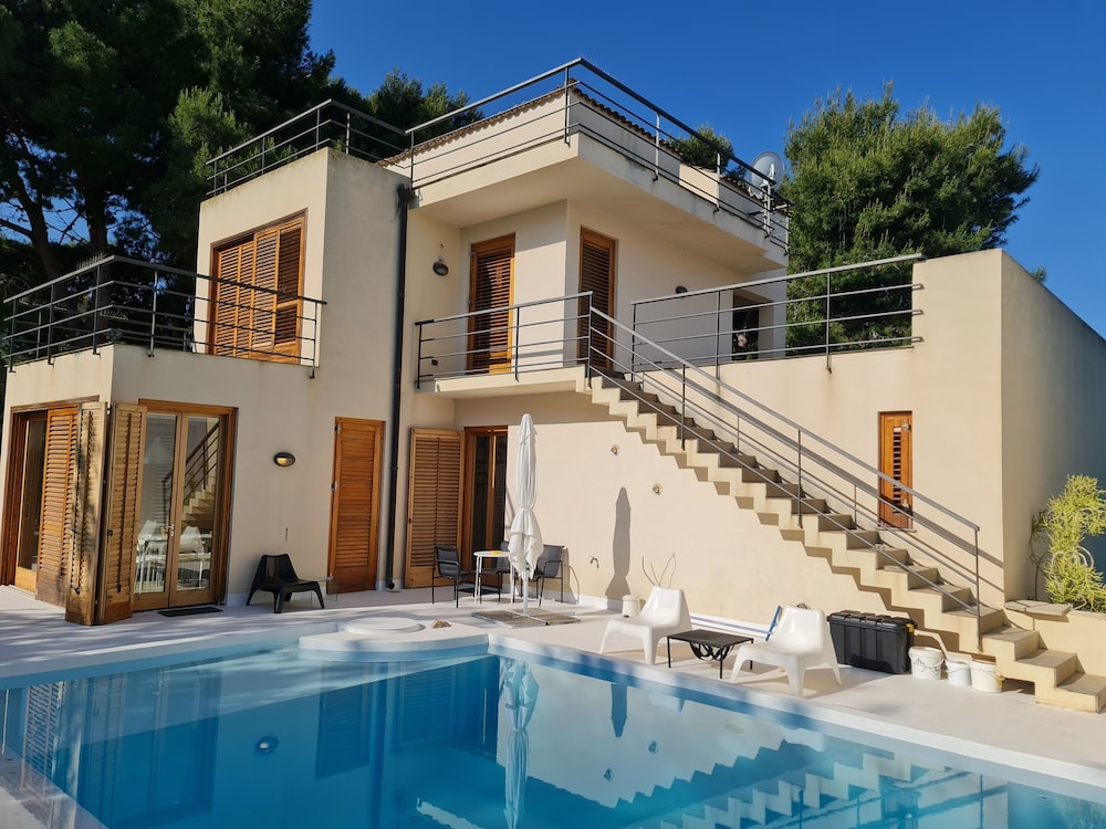 Hele Moderne Villa Med Pool Og Tæt På Havet, Billede 45