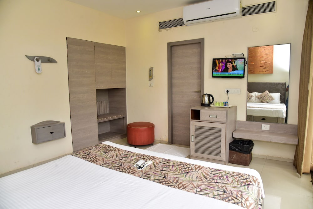 Luxury Room - Photo 1