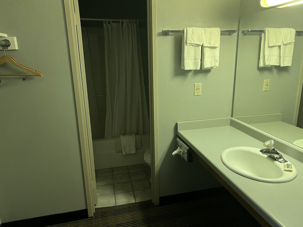 Queen Executive Suite photo 3