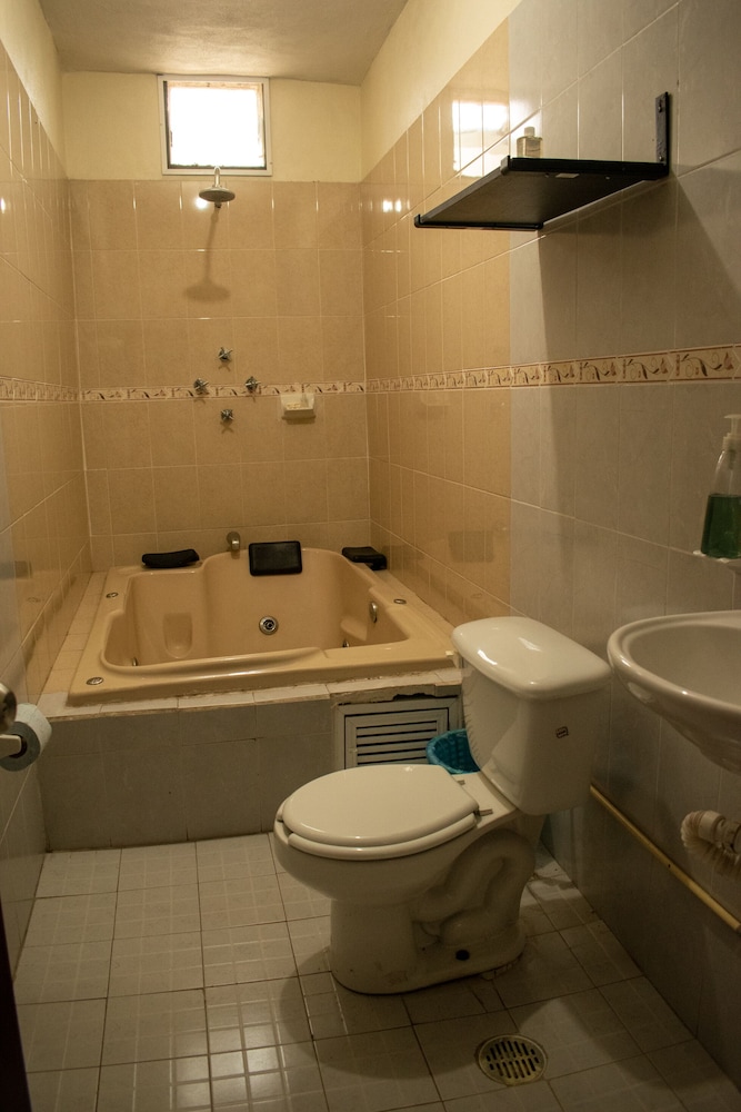 Junior Room, 3 Bedrooms (Hugo) photo 3