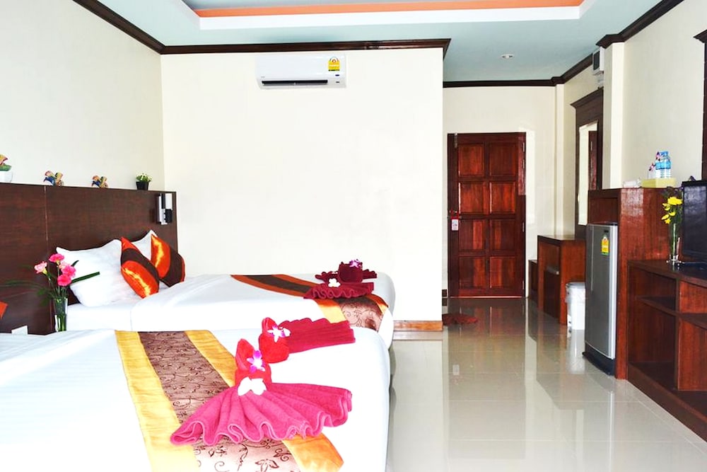 Deluxe Bungalow, 2 Twin Beds, Garden View photo 1