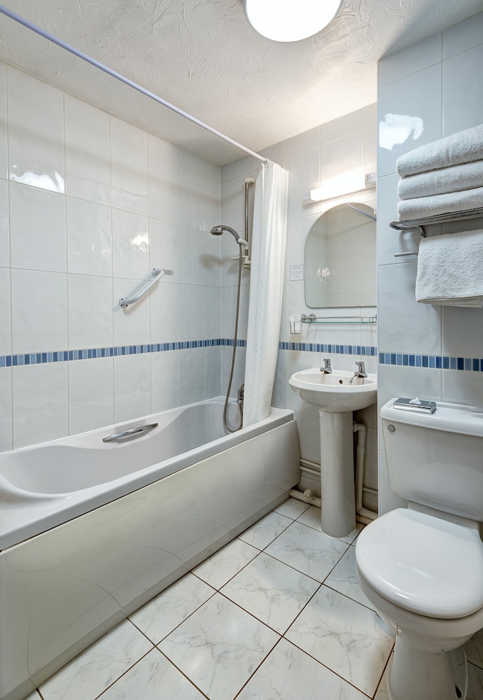 Comfort Room, 2 Twin Beds, Non Smoking - Photo 6