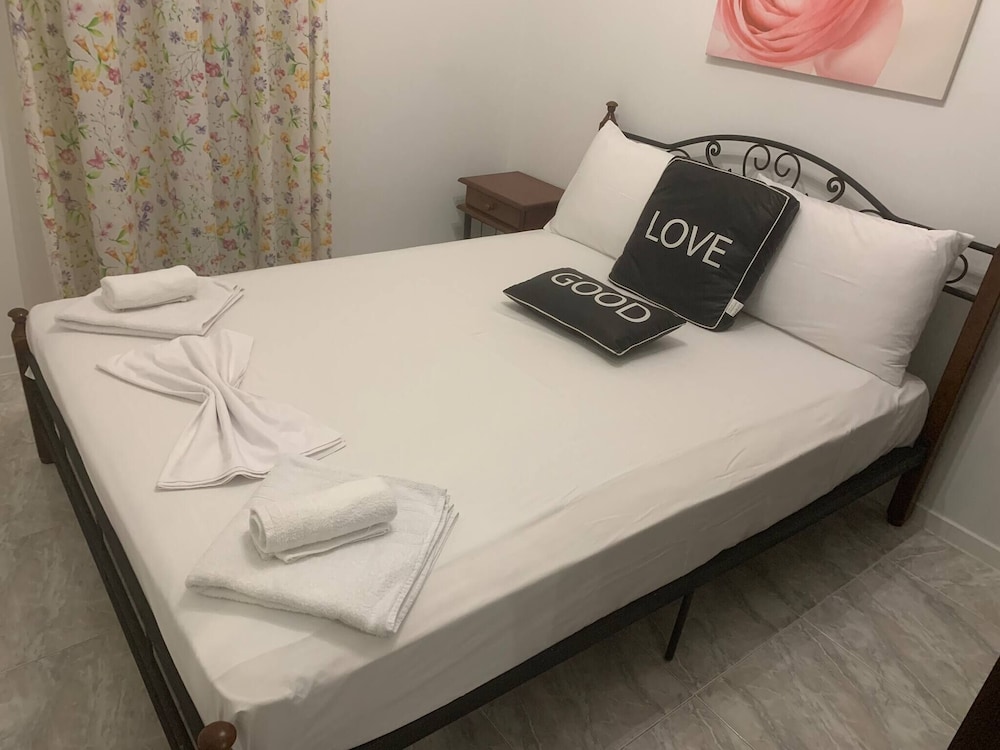 Apartment, 2 Bedrooms, Balcony, City View photo 1