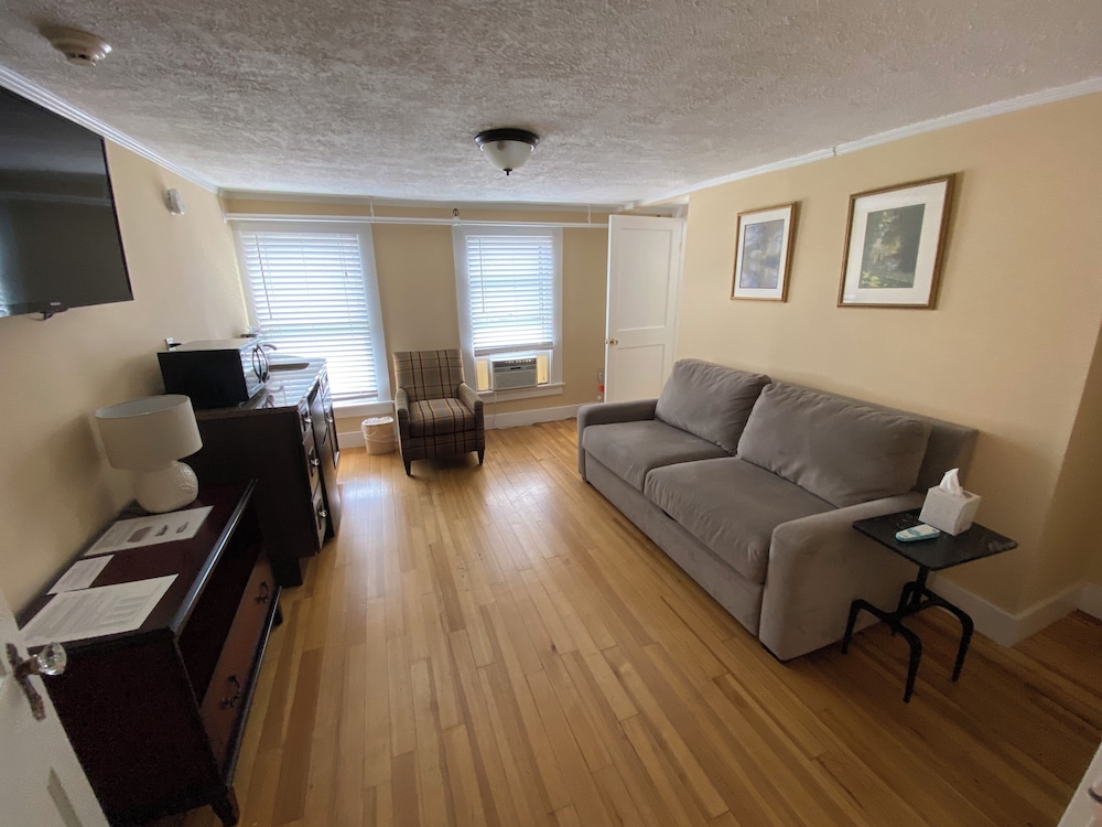 Premium Suite, 2 Bedrooms, Kitchenette (WASHINGTON) - Photo 4