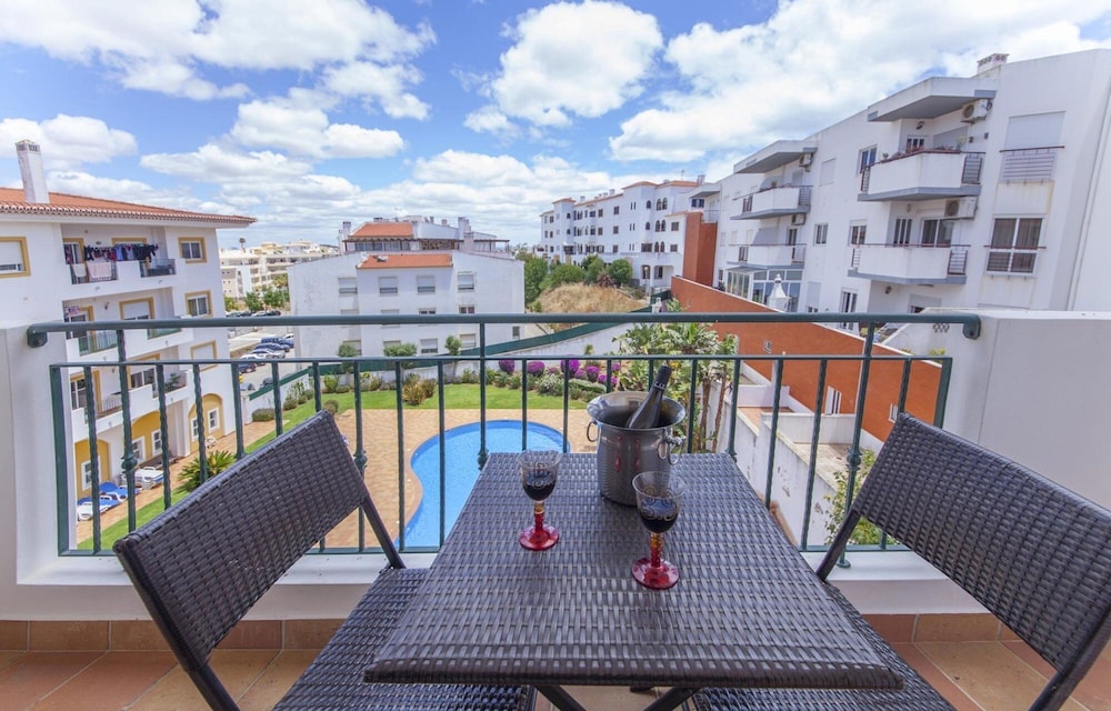 B41 - Windmill Modern With Pool, 사진 13
