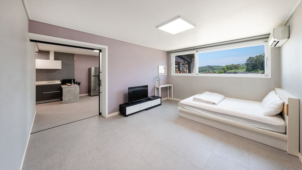 Basic Room, 1 Bedroom (Hani Breeze 205)