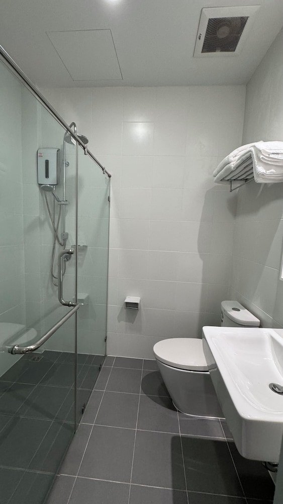 Standard Twin Room photo 2