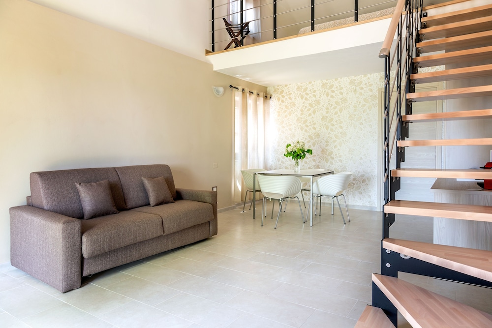 Deluxe Duplex