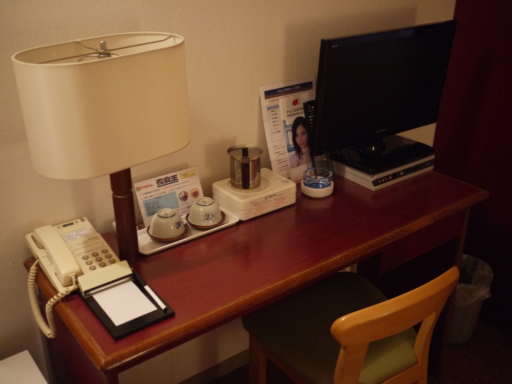 Single Room, Smoking