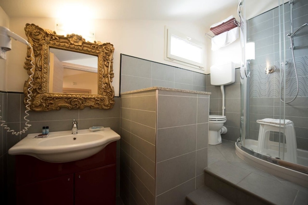Classic Double Room photo 3