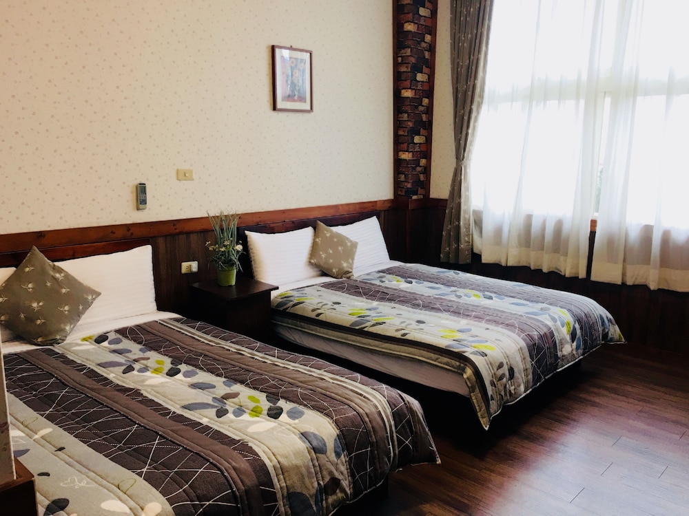 Quadruple Room (Warm) - Photo 7
