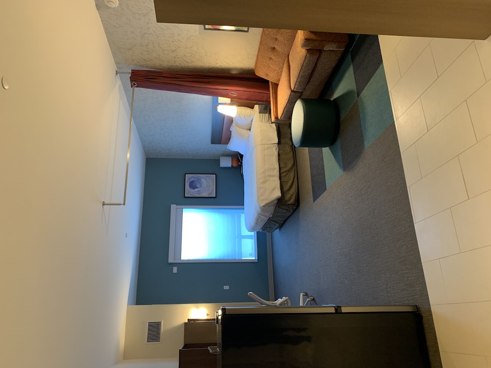 Studio, 2 Queen Beds, Accessible (Mobility & Hearing, Roll-in Shower) - Photo 1