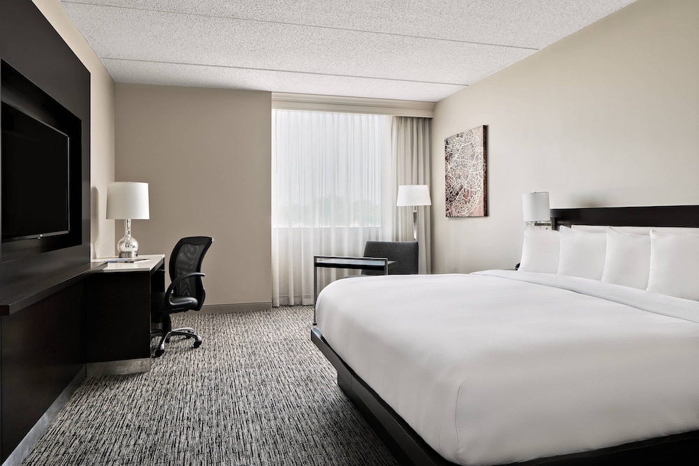 Room, 1 King Bed, Non Smoking - Photo 1