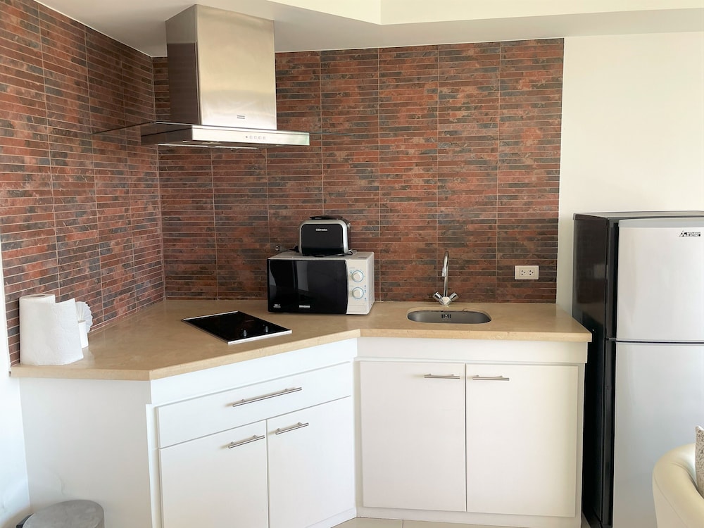 Comfort Apartment, 2 Bedrooms, Sea View photo 3