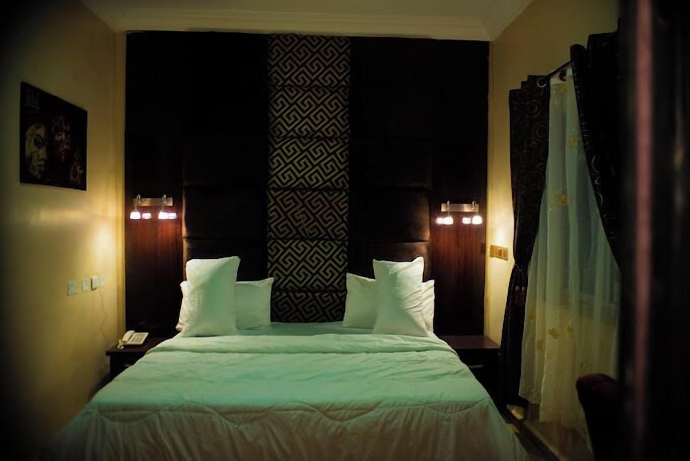 Deluxe Room, Balcony, City View