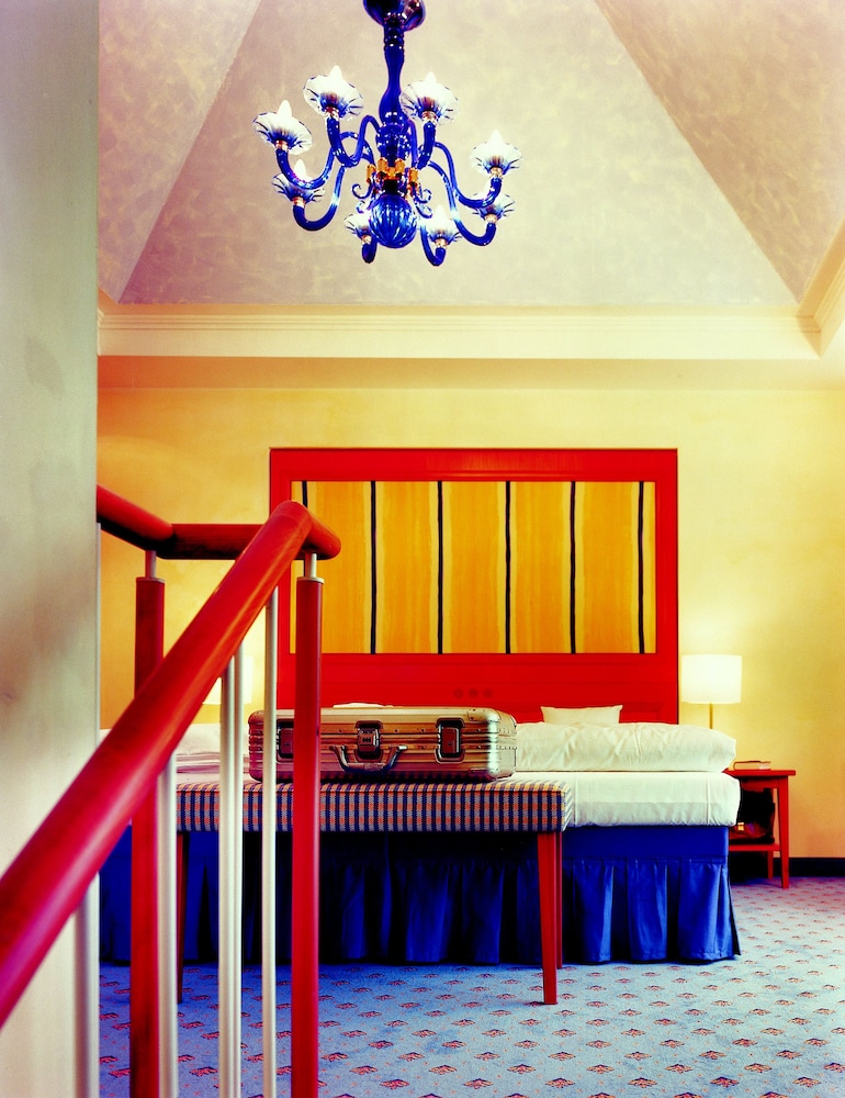 Suite (Tower) - Photo 1