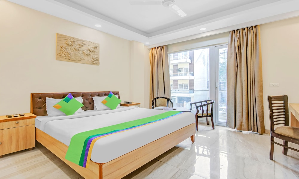 Deluxe Room - Photo 2